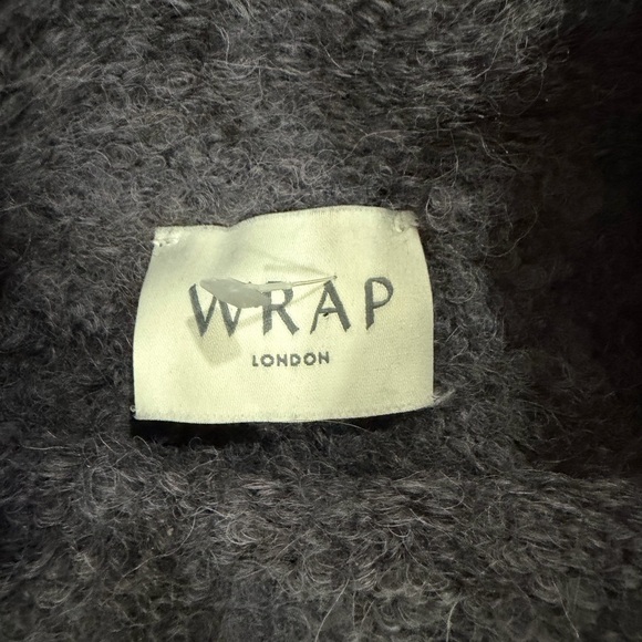 WRAP London Women's Alpaca Turtleneck sweater Sz 10 Gray color - Picture 3 of 8